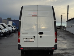 car-image