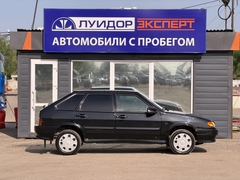 car-image